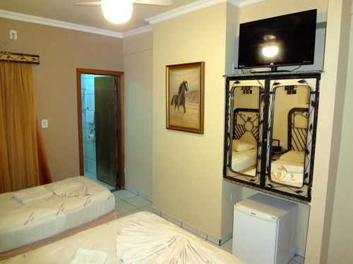 Hollywood Palace 3*